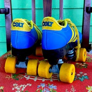 Awesome 70s or 80s COLT Rollerskates blue & yellow